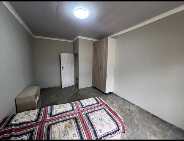 5 BEDROOM HOUSE FOR SALE IN THREE RIVERS